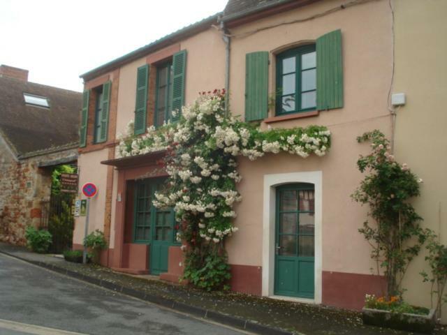 Bed and Breakfast Saint Sauveur Hérisson Exterior foto